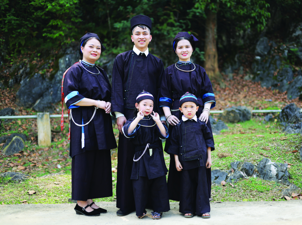 Trang phục người Tày, Nùng
