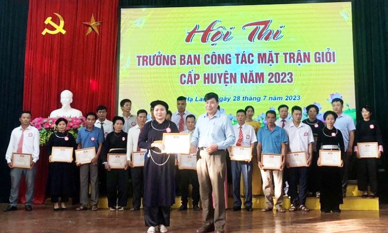 Hạ Lang đổi mới, nâng cao hiệu quả hoạt động của Mặt trận Tổ quốc - Báo ...
