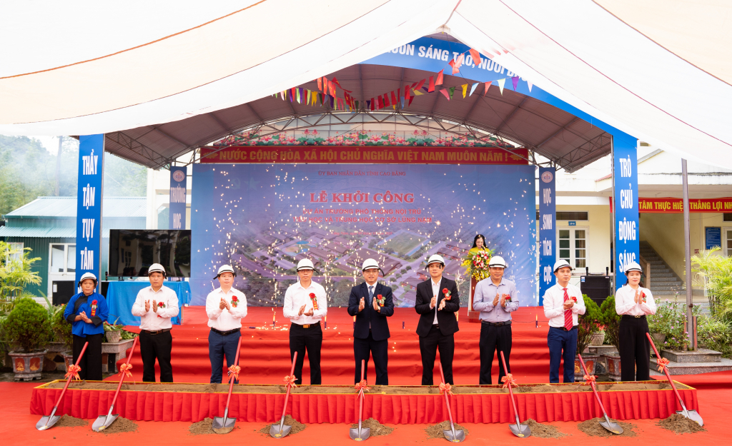 https://media.baocaobang.vn/upload/image/202511/medium/148493_du_an_lung_nam_13460909.jpg