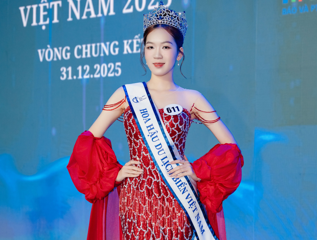 Vương Nông Ngọc Trâm - Cô gái Nùng mang khát vọng xanh ra biển lớn