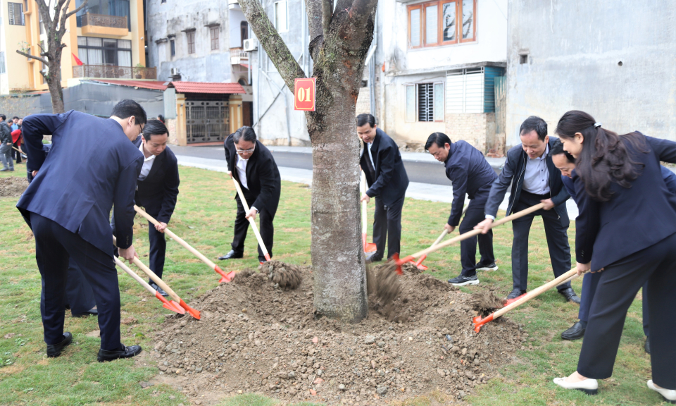 B&iacute; thư Tỉnh ủy Phan Thăng An tham gia &ldquo;Tết trồng c&acirc;y đời đời nhớ ơn B&aacute;c Hồ&rdquo; Xu&acirc;n B&iacute;nh Ngọ 2026 tại phường Thục Ph&aacute;n