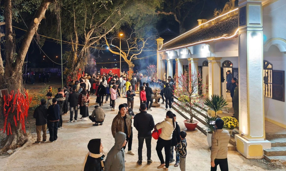 N&ocirc; nức trẩy hội ch&ugrave;a Đ&agrave; Quận, g&igrave;n giữ n&eacute;t đẹp văn h&oacute;a truyền thống