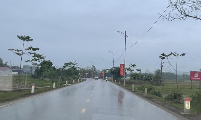 Tin cảnh b&aacute;o d&ocirc;ng, lốc, s&eacute;t, mưa đ&aacute; v&agrave; mưa lớn cục bộ  tỉnh Cao Bằng