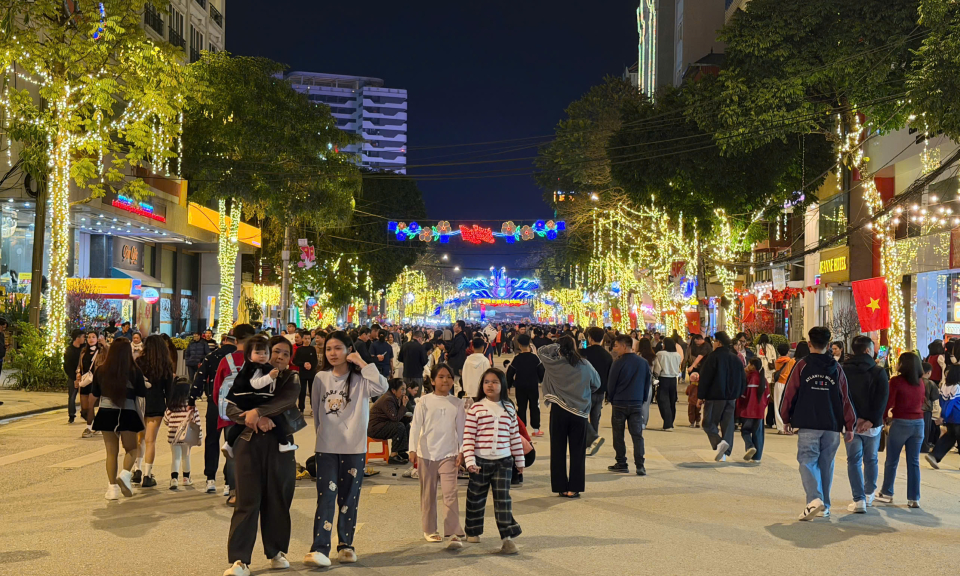 Đ&oacute;n tr&ecirc;n 64,4 ngh&igrave;n lượt kh&aacute;ch du lịch trong dịp nghỉ Tết Nguy&ecirc;n đ&aacute;n B&iacute;nh Ngọ 2026