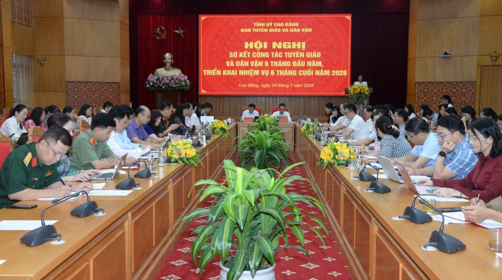 Triển khai nhiệm vụ, công tác tuyên giáo...