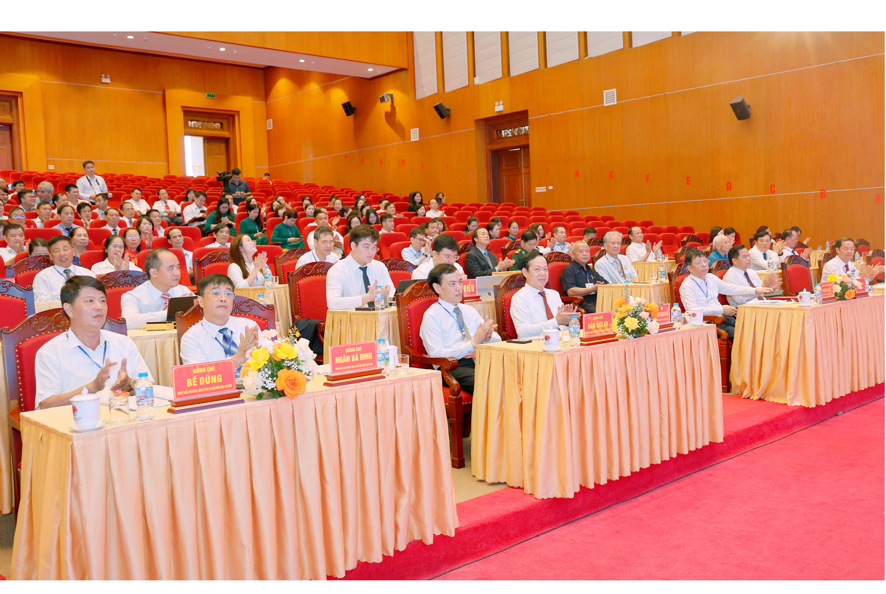Các đại biểu dự Đại hội.