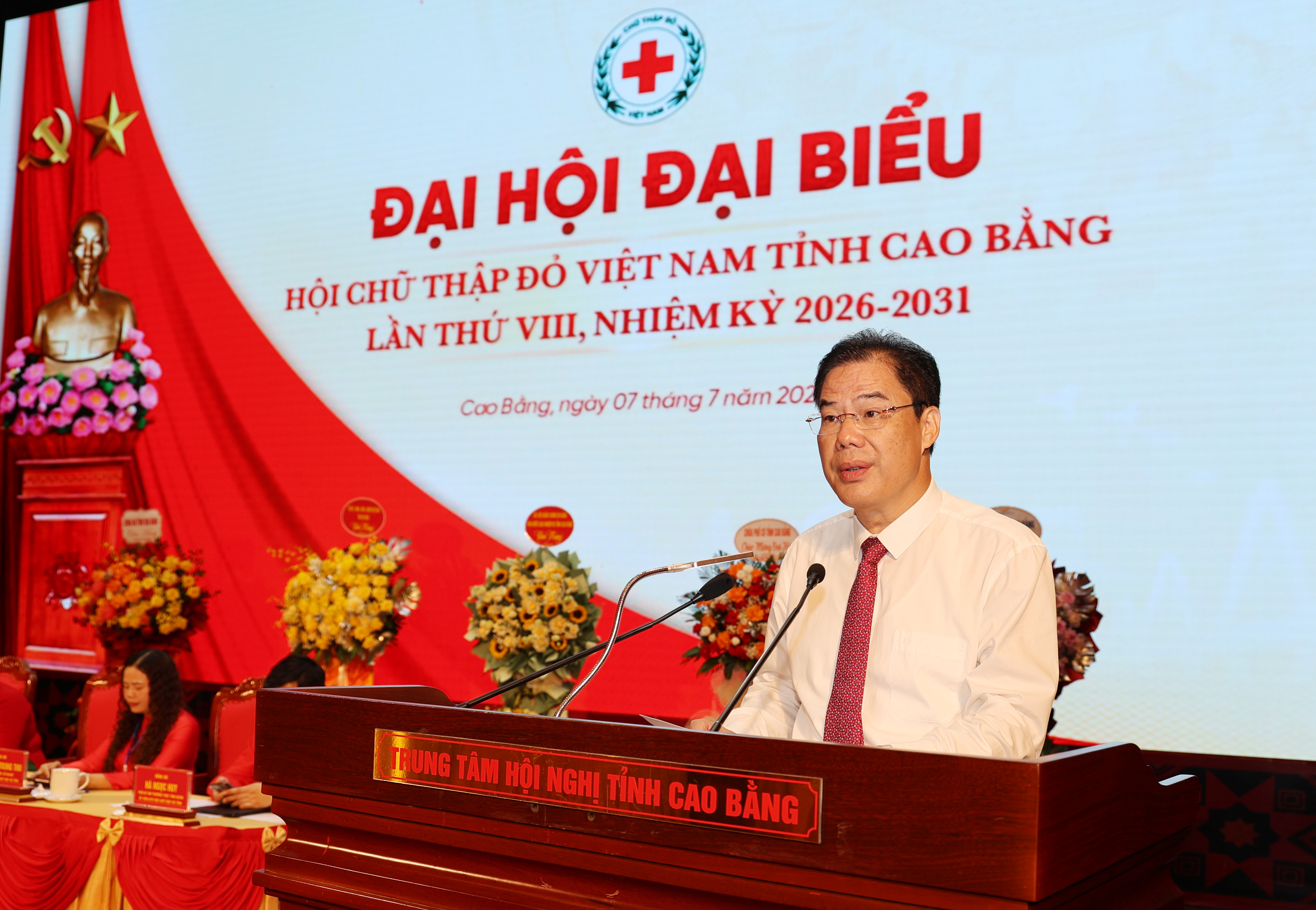Đồng chí Vũ Hồng Quang, Phó Bí thư Tỉnh ủy, Chủ tịch Ủy ban MTTQ tỉnh phát biểu tại đại hội.