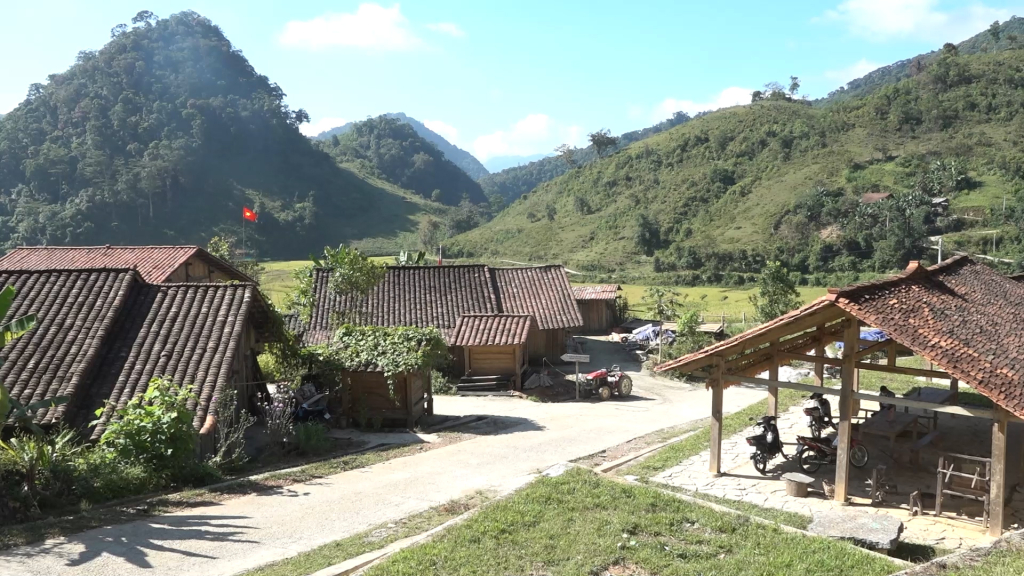 Hoài Khao dưới chân Phja Oắc - nơi thiên nhiên và đời sống văn hóa Dao Tiền gắn bó qua nhiều thế hệ.