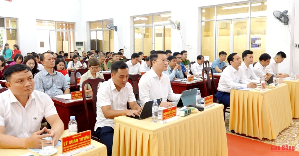 Các đại biểu dự Lễ phát động.